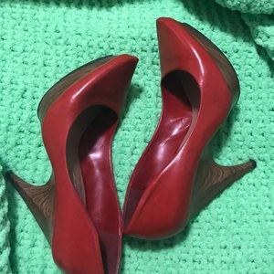 Jessica Simpson heels